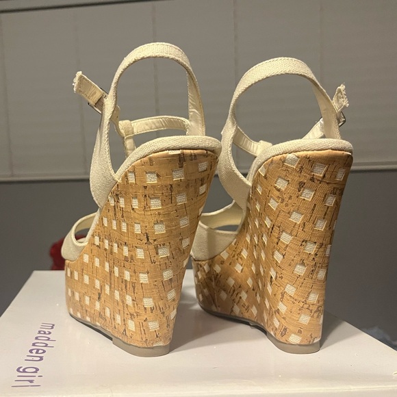 Madden Girl tall wedges - Picture 3 of 10